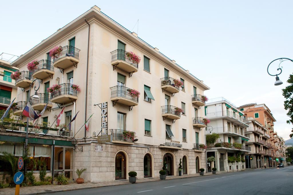 Hotel Giulio Cesare Rapallo Bagian luar foto